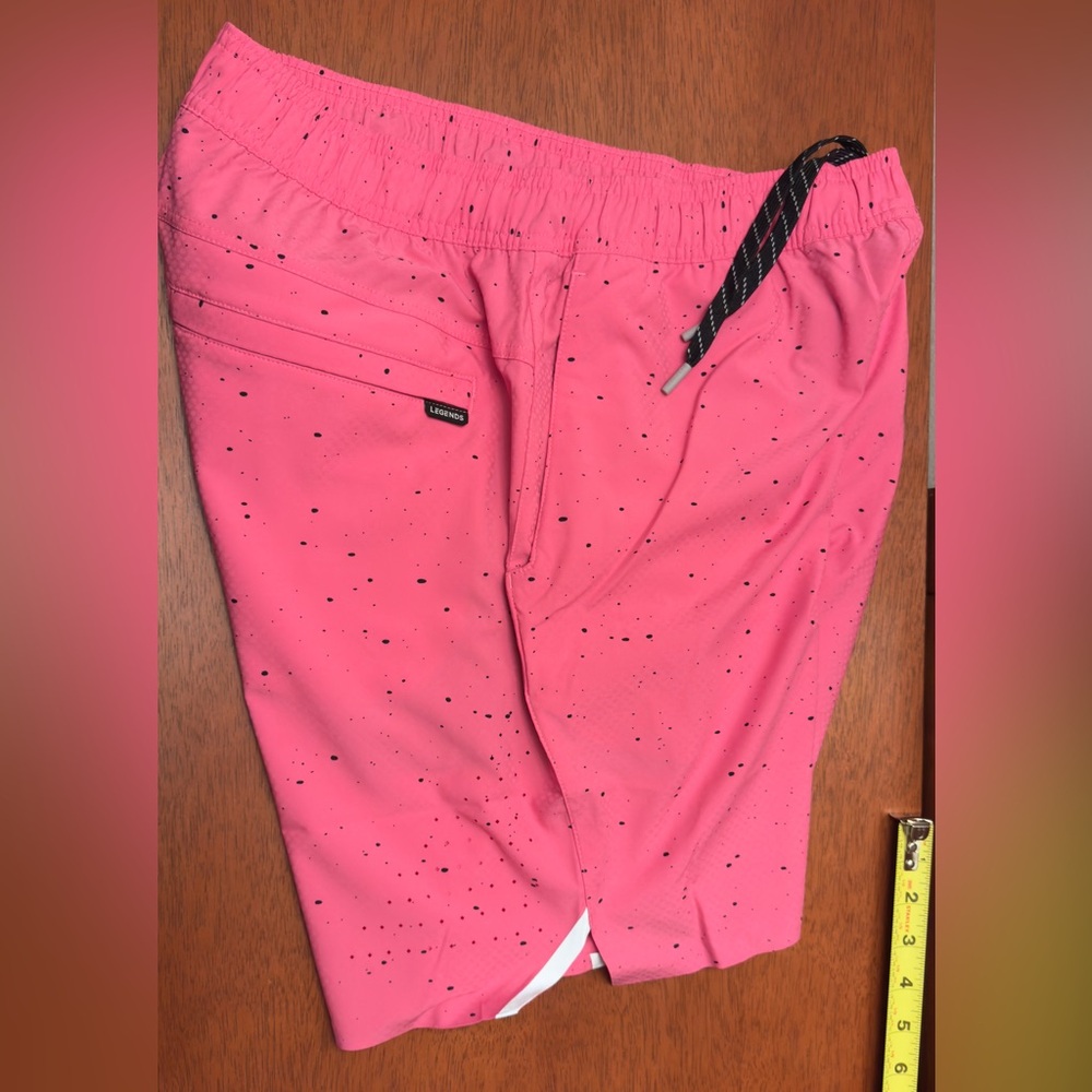 Legends Relay Short Hot Pink Splatter L /
9" (NWOT)